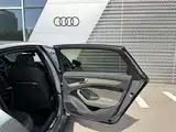 Photo 4 - Audi A6L