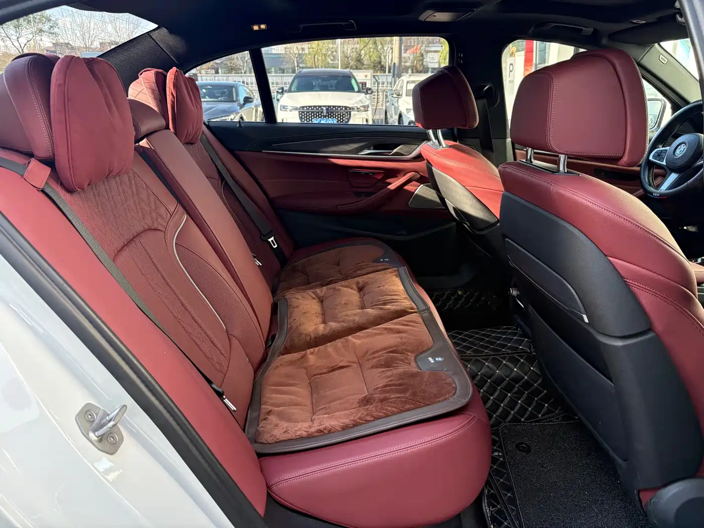 BMW 5 Series 2022 530Li Exclusive M Sport Package фото 7