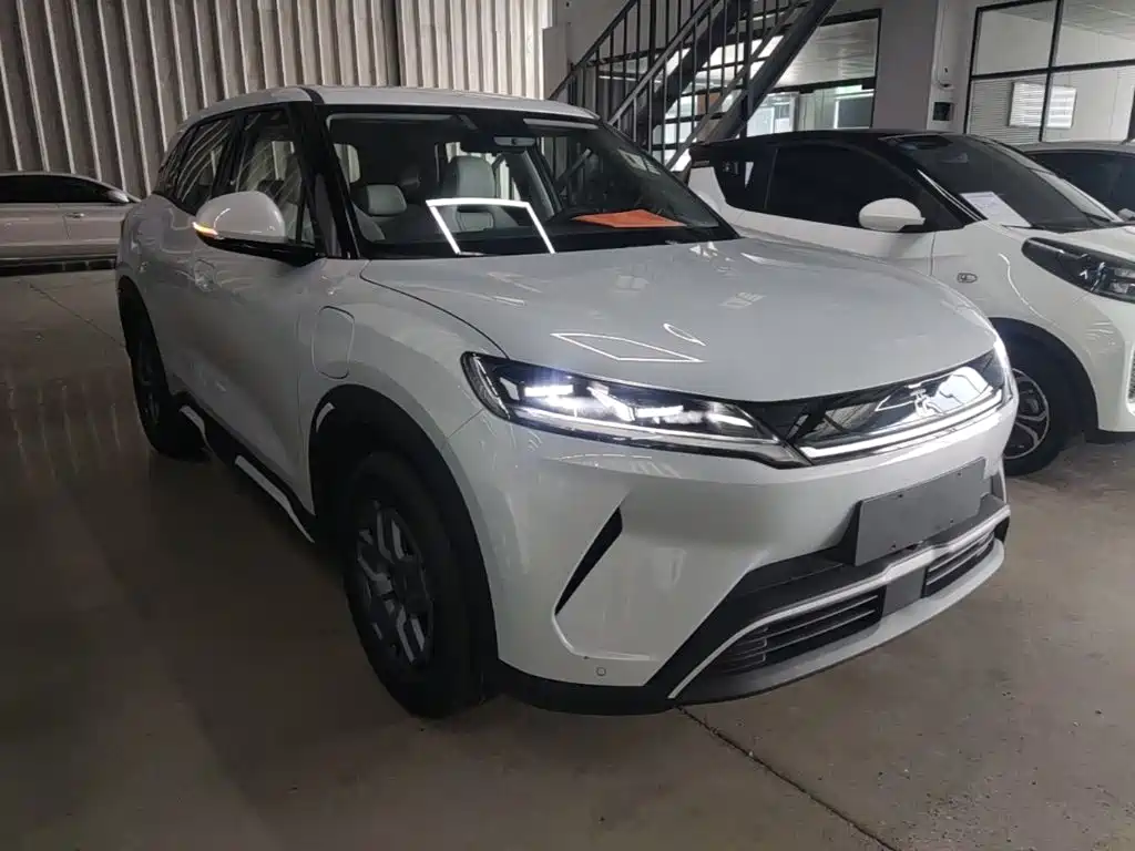 BYD Yuan UP 2026 2025 Model 301KM Navigator