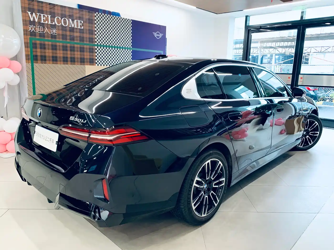 BMW 5-SERIES