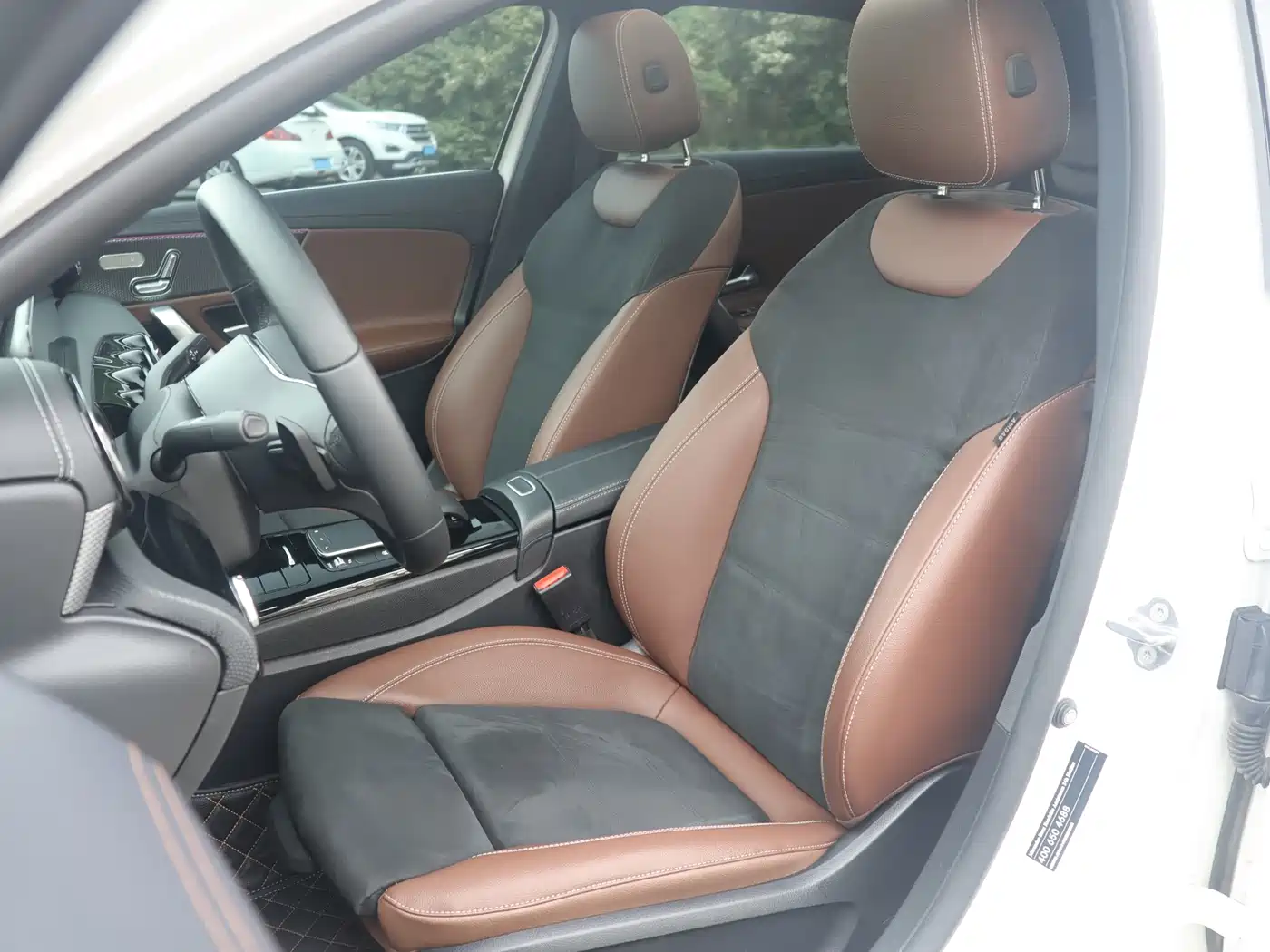 Mercedes-Benz A-Class 2022 A 180 L Sport Sedan фото 10