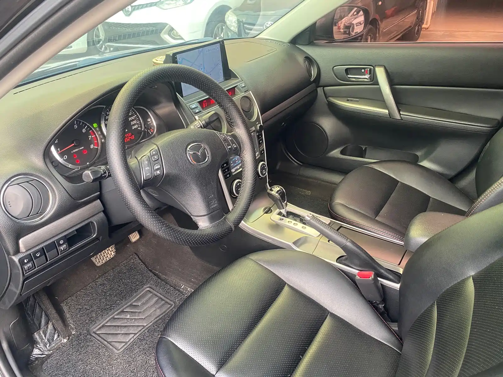 Photo 8 - Mazda 6