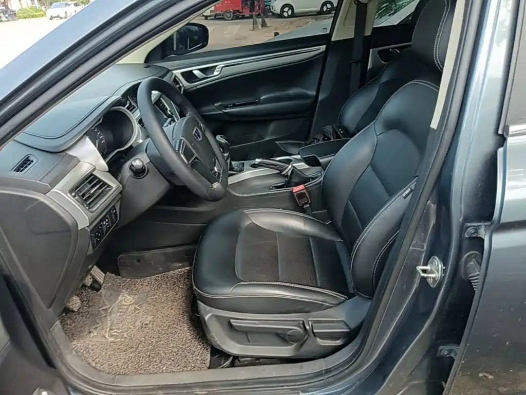 Geely Emgrand GL 2017 2017 1.3T Manual Elite