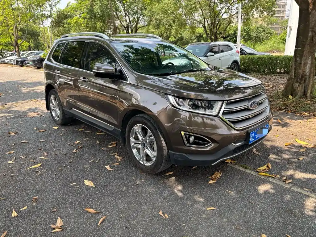 Ford Edge 2017 2016 EcoBoost 245 2WD Luxury 7-Seater