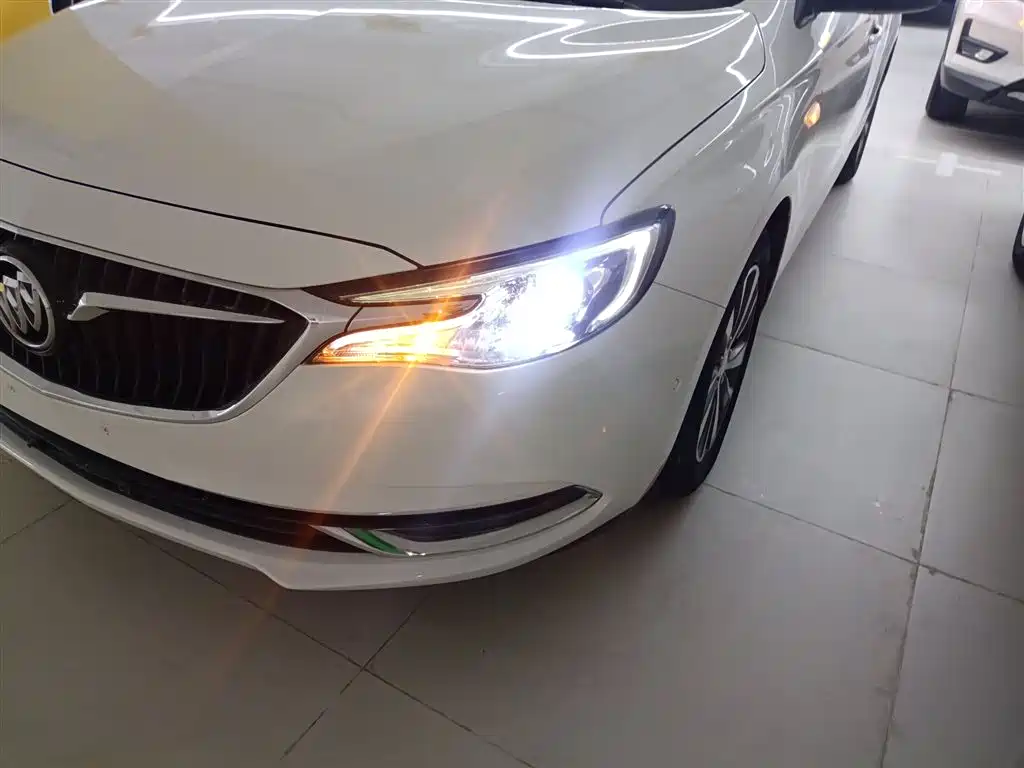 Buick Excelle GT 2018 18T Automatic Elite фото 19