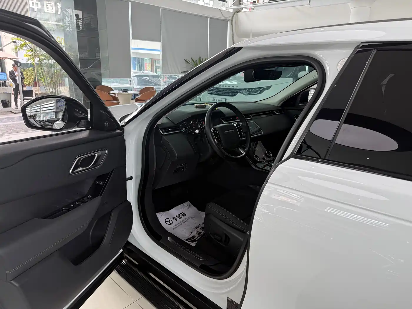 Land Rover Range Rover Velar 2018 P250 S фото 5