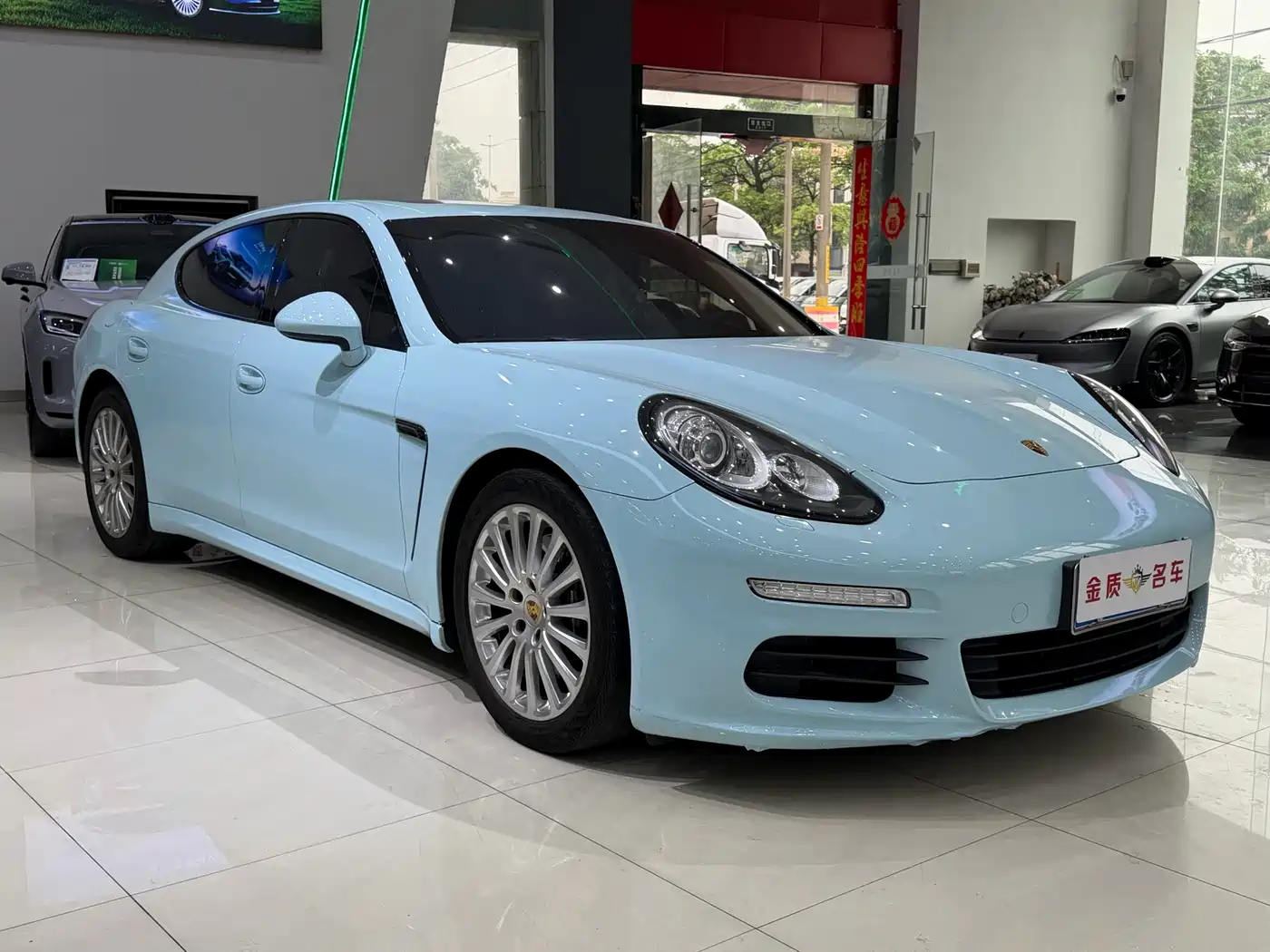 Porsche Panamera 2016 Panamera Edition 3.0T фото 3
