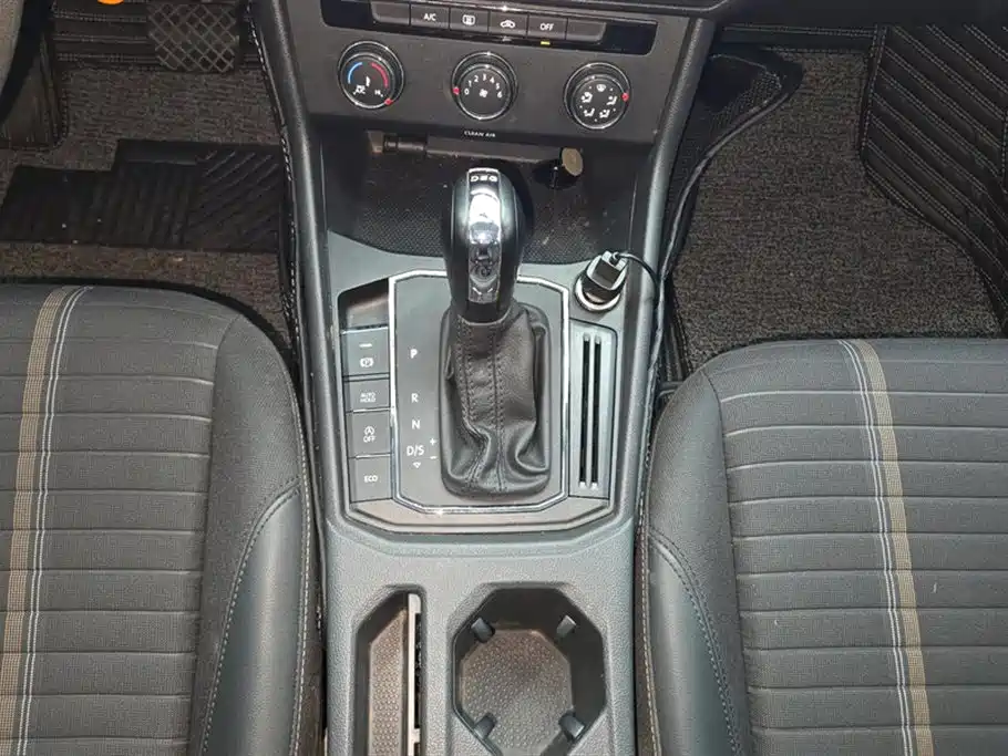 Volkswagen Lavida 2019 280TSI DSG Comfort Edition China VI фото 16