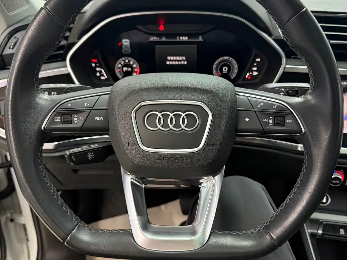 Audi Q3 2023 35 TFSI Fashion Dynamic (1.4T) фото 15