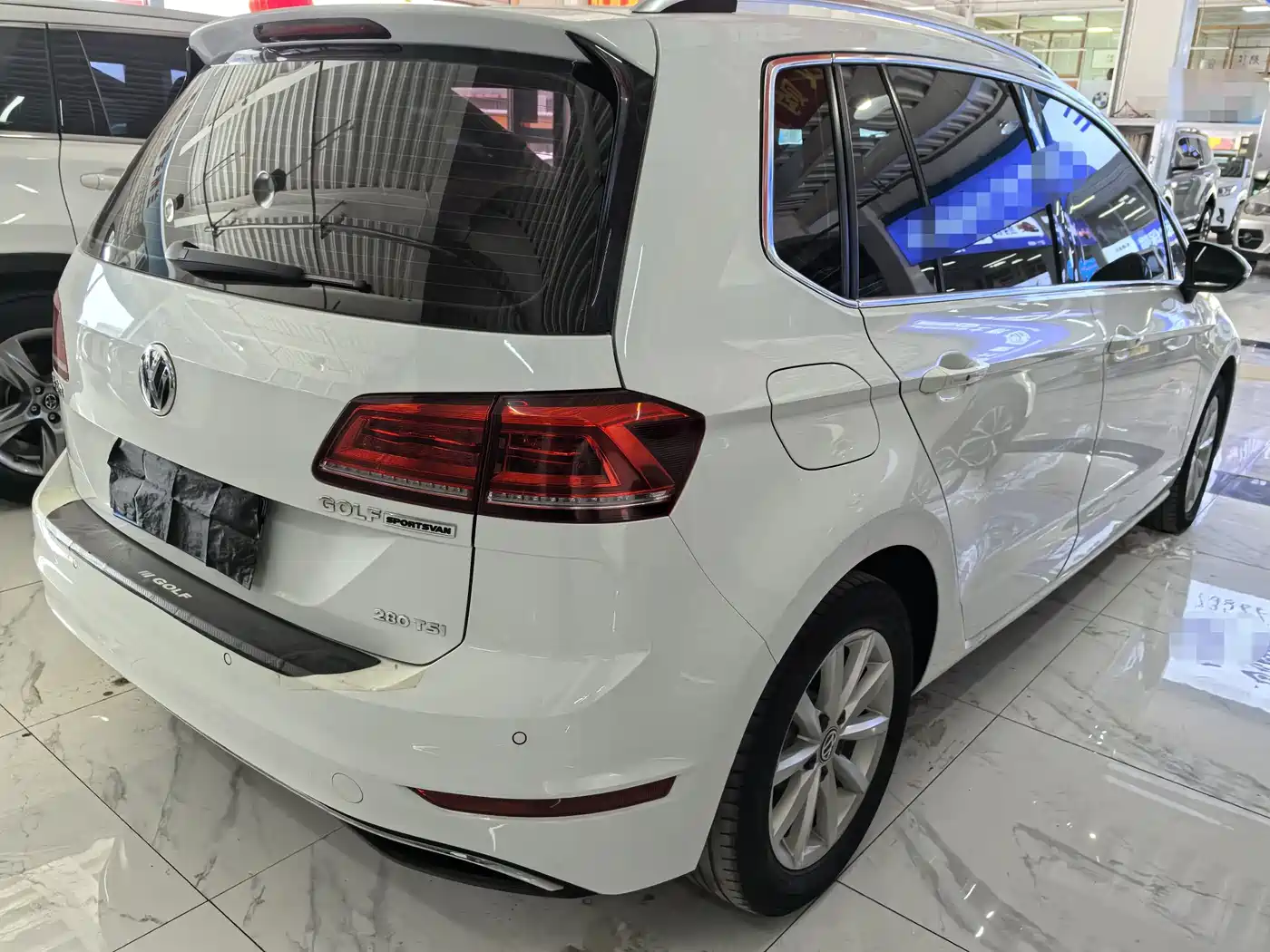 Volkswagen Golf Sportsvan 2020 280TSI Automatic Curiosity фото 6