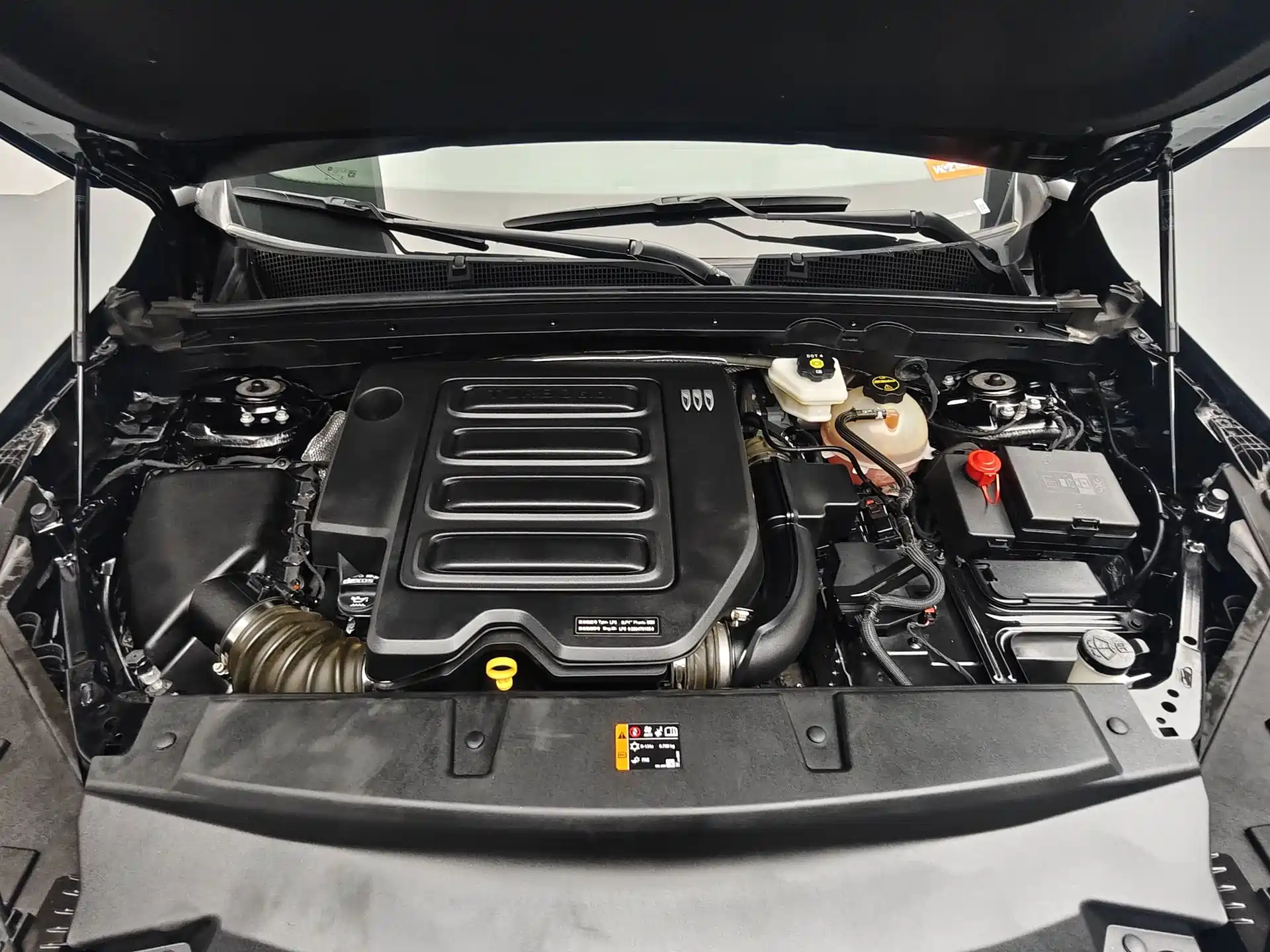 Photo 6 - Buick Envision S