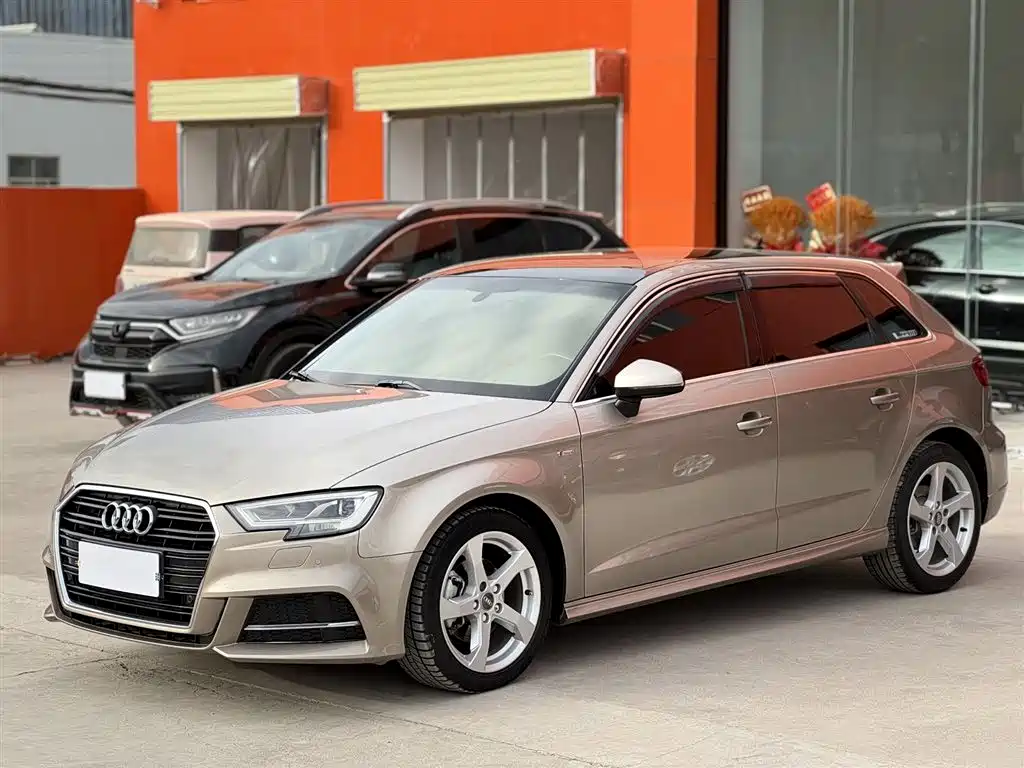 Audi A3 2018 30th Anniversary Sportback 35 TFSI Fashion