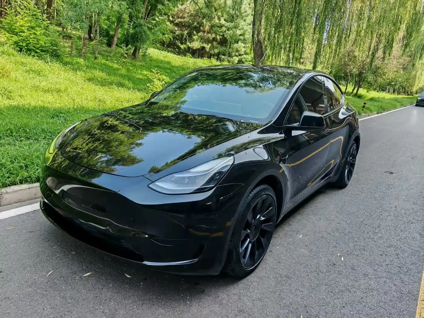 Tesla Model Y 2022