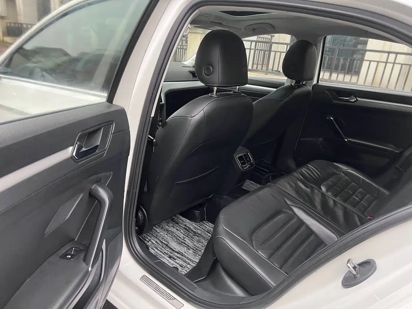 Volkswagen Lamando 2018 280TSI DSG Comfort Edition фото 6