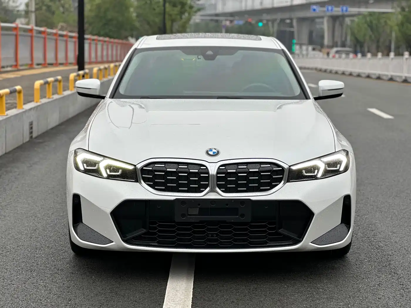 BMW 3 Series 2023 325i M Sport Package фото 2