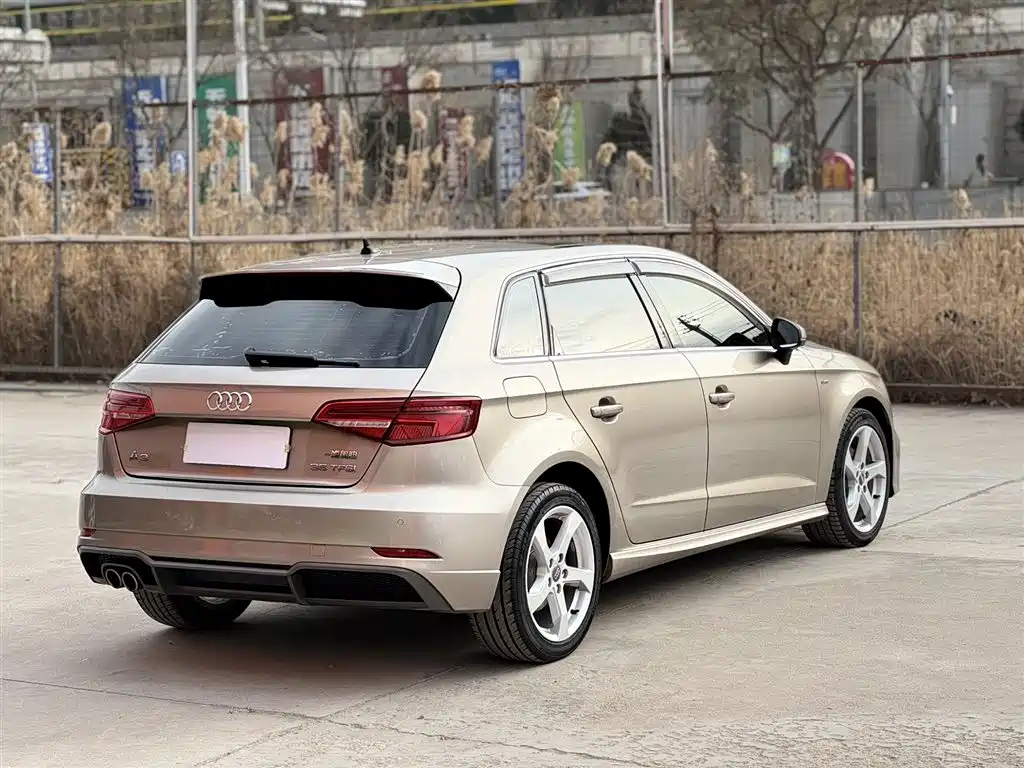 Audi A3 2018 30th Anniversary Sportback 35 TFSI Fashion фото 9