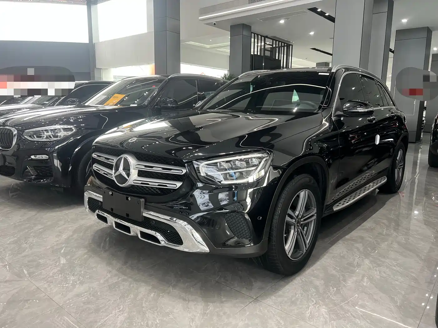 MERCEDES-BENZ GLC