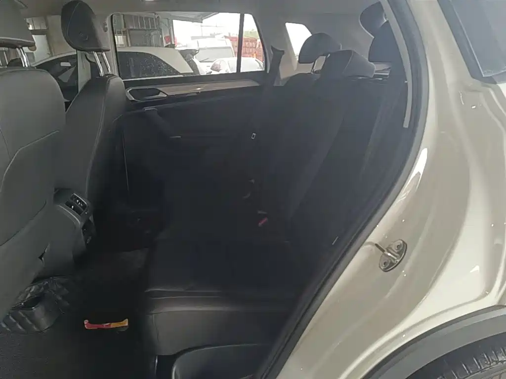 Volkswagen Tayron 2019 330TSI 4WD Luxury China V фото 17