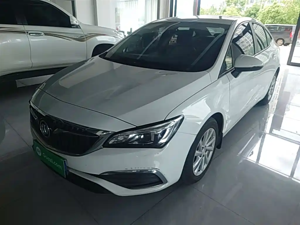 Buick Verano 2018 Sedan 15S Automatic Leading фото 2