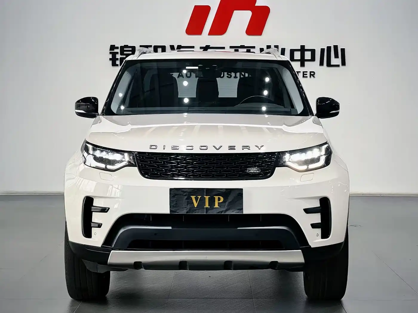 Land Rover Discovery 2020 3.0 SC V6 SE фото 2