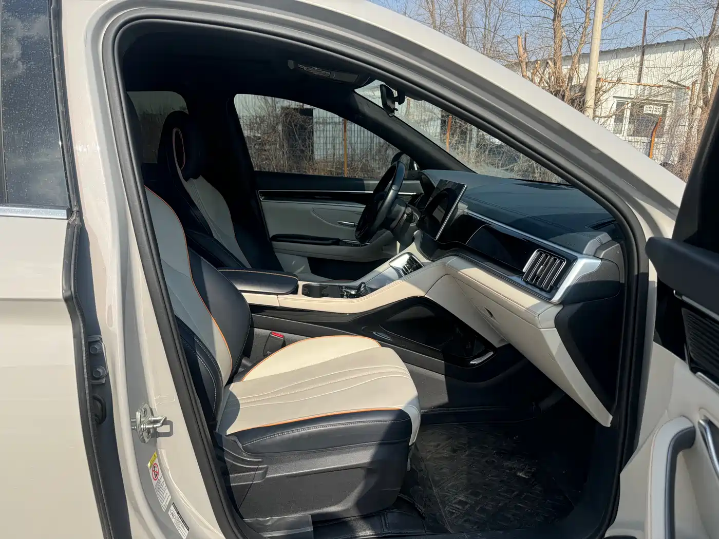 BYD Song PLUS PHEV 2023 Champion Edition DM-i 110KM Flagship PLUS фото 6