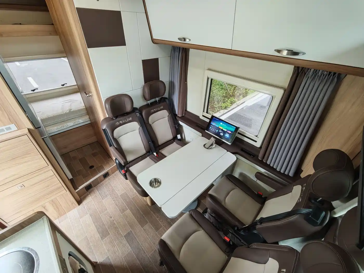 SAIC Maxus V100 RV 2022 Model 2.0T Life Home V100 Mountain Living Edition Rear Expansion фото 11