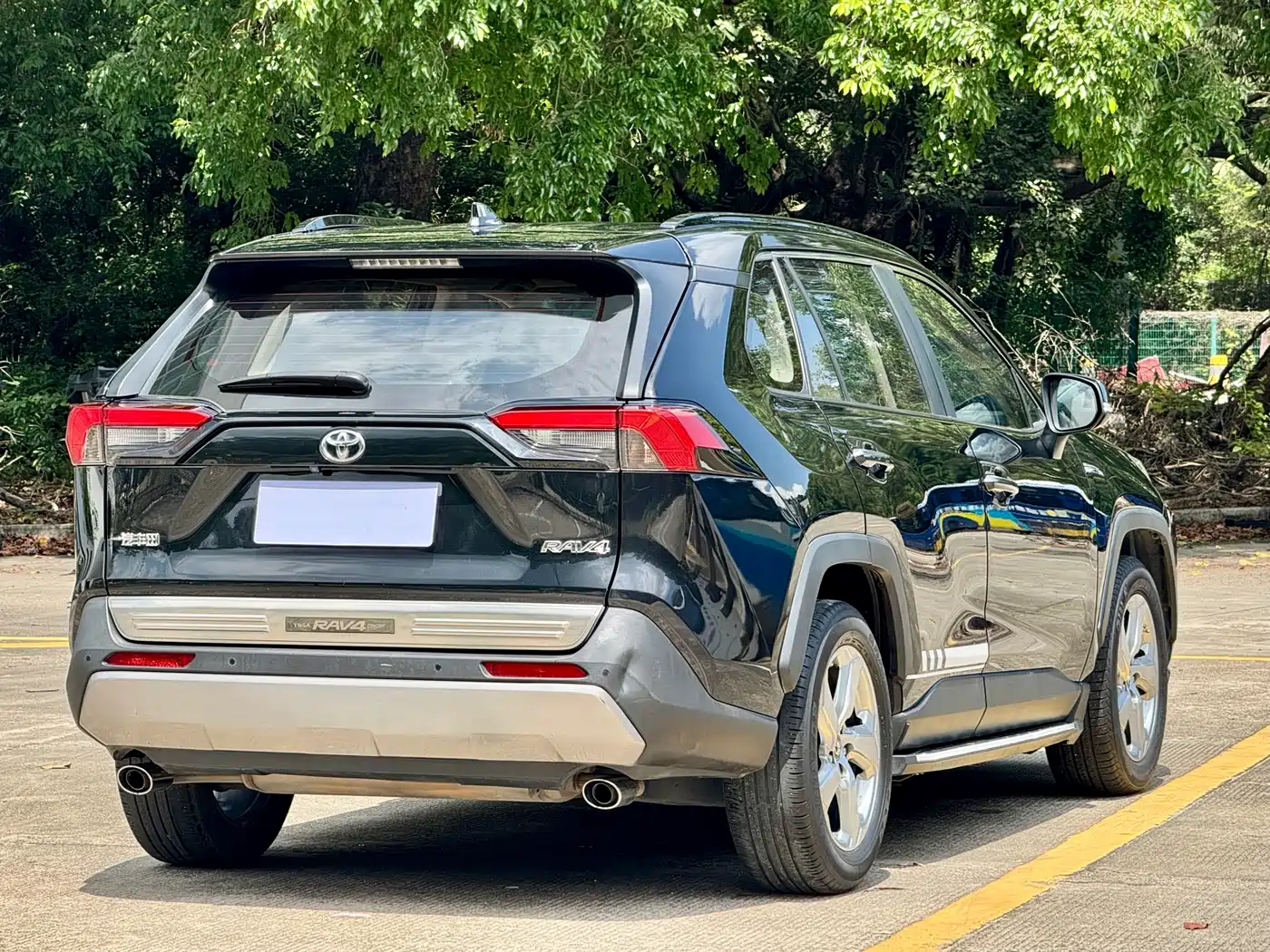 Toyota RAV4 Rongfang 2022 2.0L CVT 2WD Trend Edition фото 16