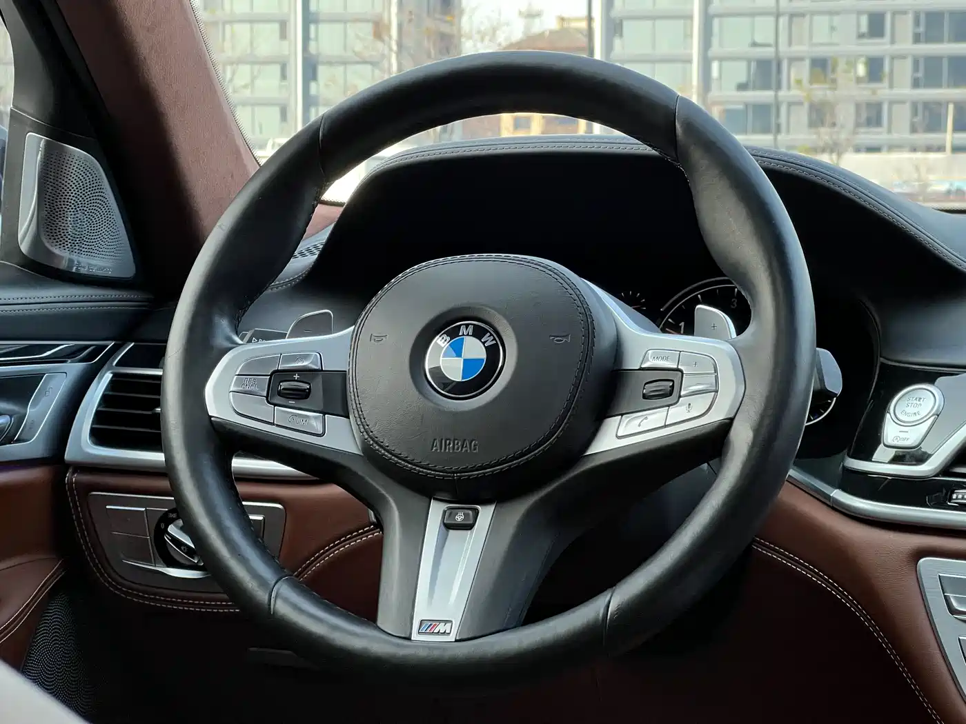 BMW 7 Series 2018 740Li xDrive Premium Type M Sport Package фото 11