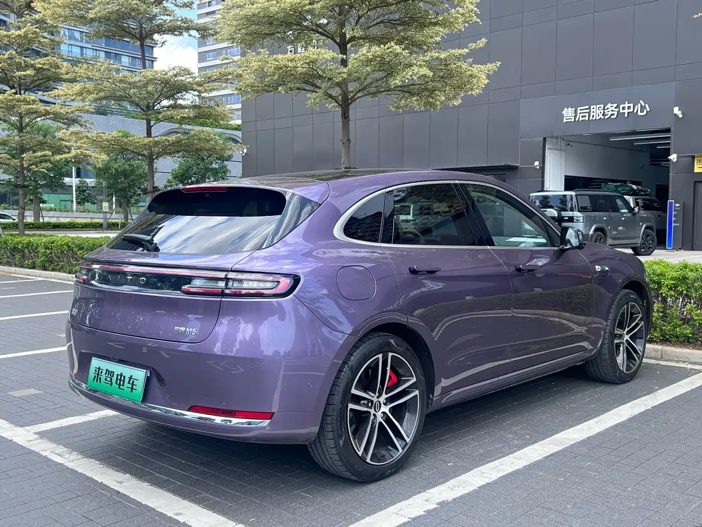 AITO Wenjie AITO M5 2025 Extended Range Ultra AWD фото 6