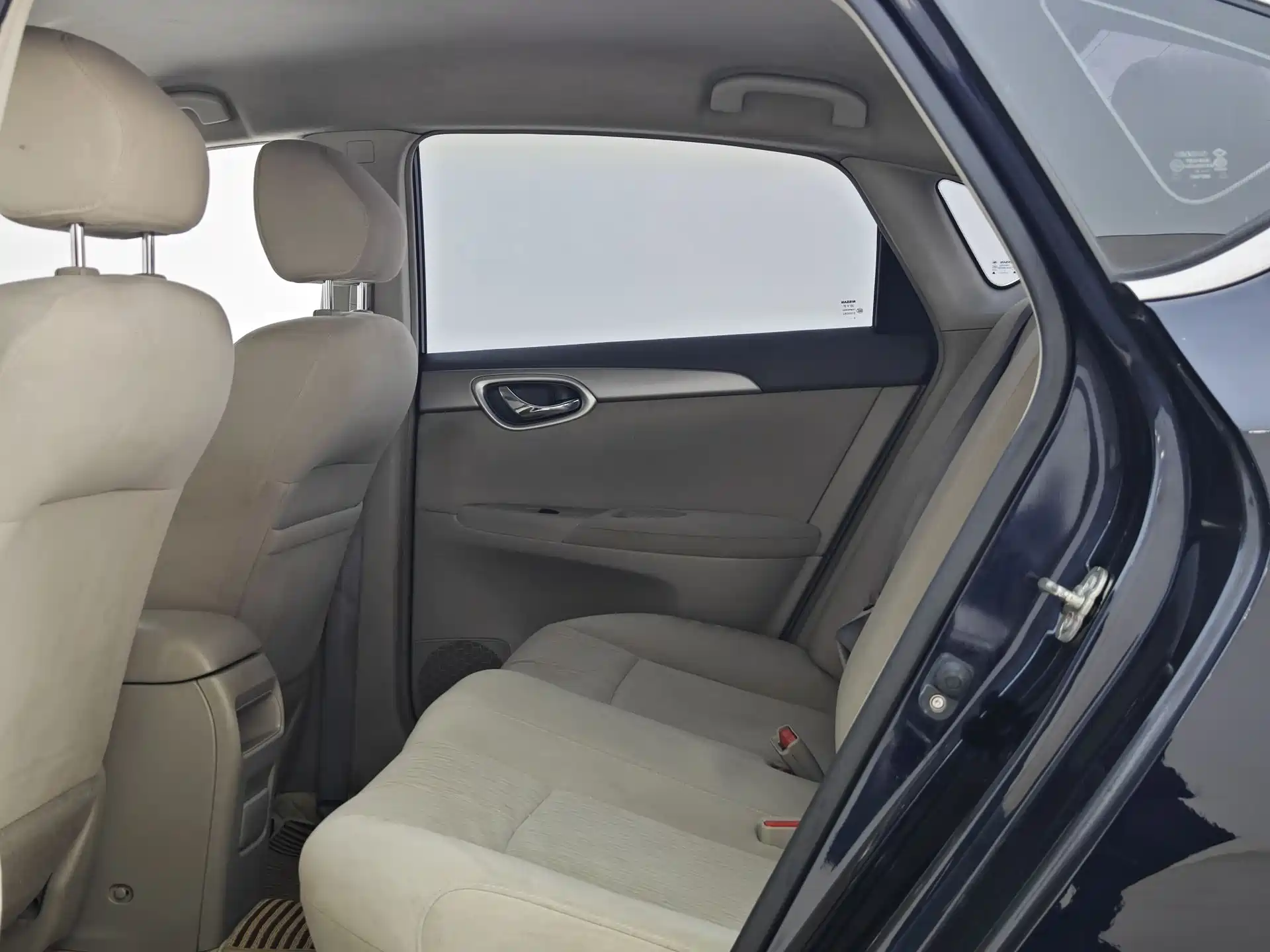 Photo 9 - Nissan Sylphy