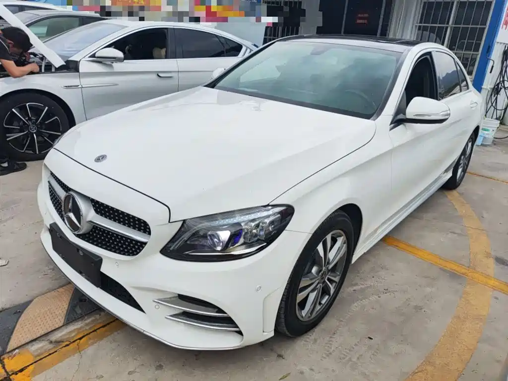 Mercedes-Benz C-Class 2019 C 180 L Fashion Sport Edition фото 2