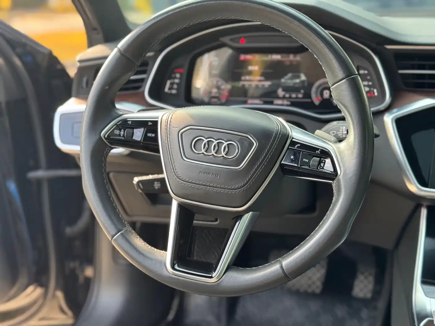 Audi A6L 2023 40 TFSI Luxury Dynamic фото 15