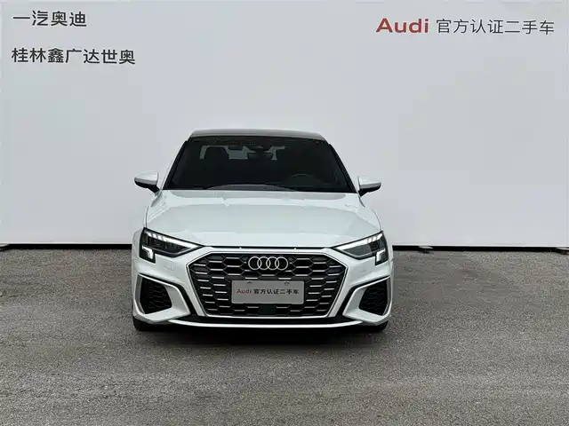 Audi A3 2024 Model A3L Limousine 35 TFSI Fashion Sport — фото 2