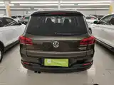 Photo 6 - Volkswagen Tiguan