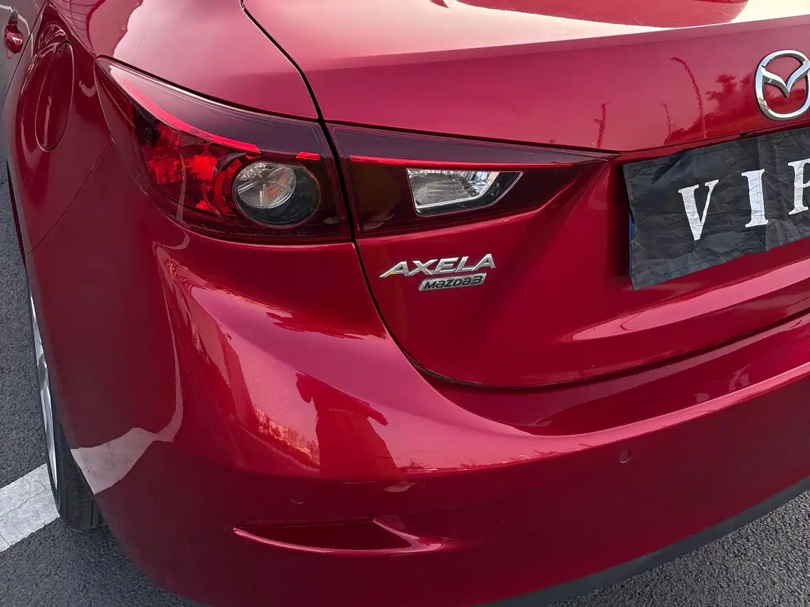 صورة 5 - Mazda Mazda 3