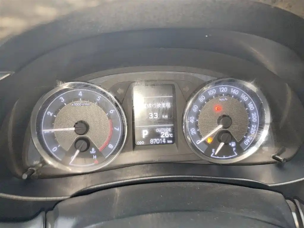 Toyota Corolla 2014 1.6L CVT GL-i Leather Edition фото 12