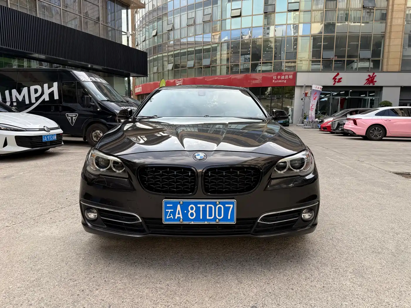 BMW 5 Series 2017 525Li Luxury Design Package фото 2