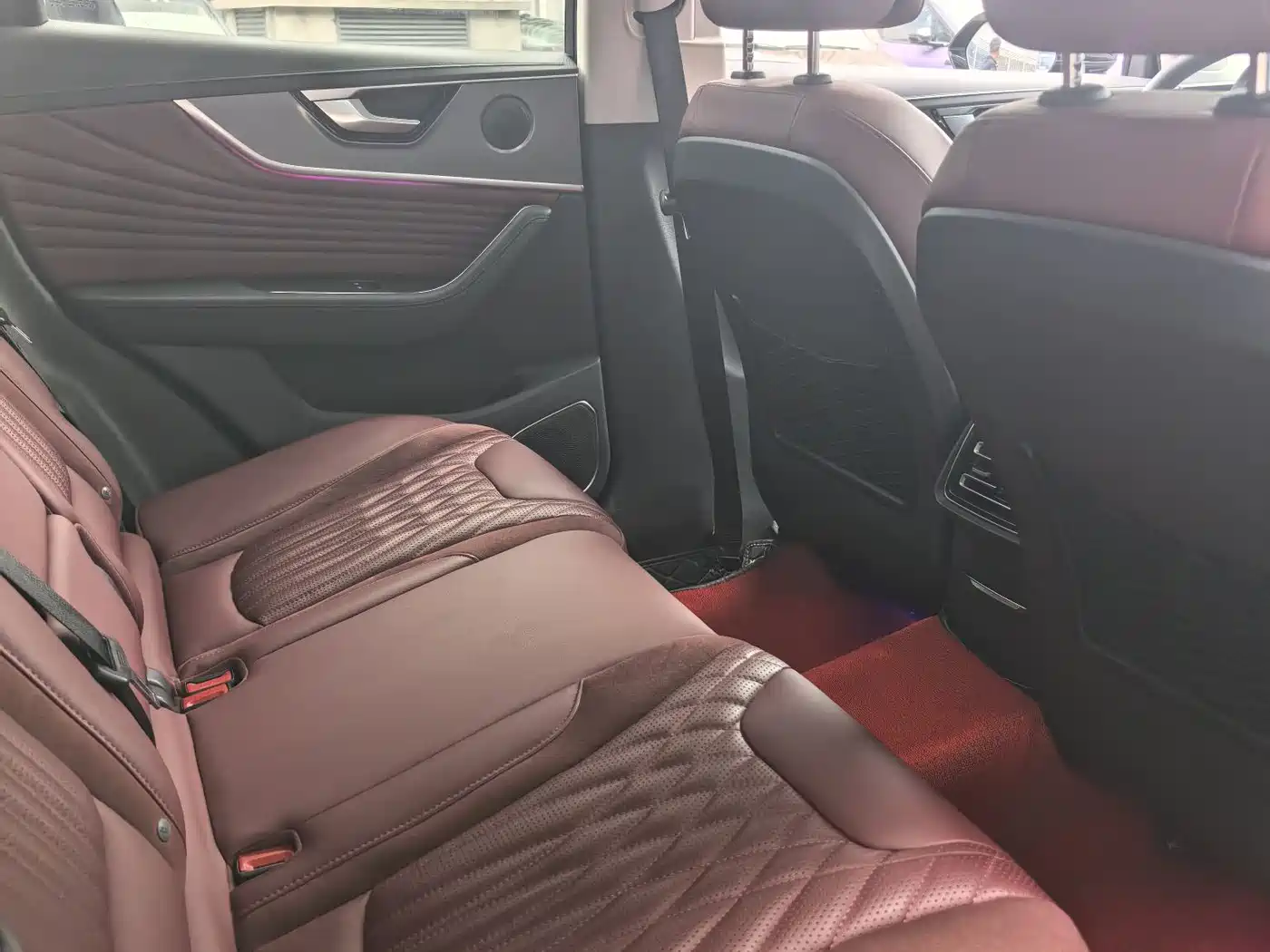 Hongqi HS5 2023 2.0T Flag Enjoy Pro Edition фото 7
