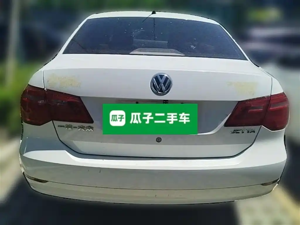 Volkswagen Jetta 2015 1.6L Manual Trend фото 10