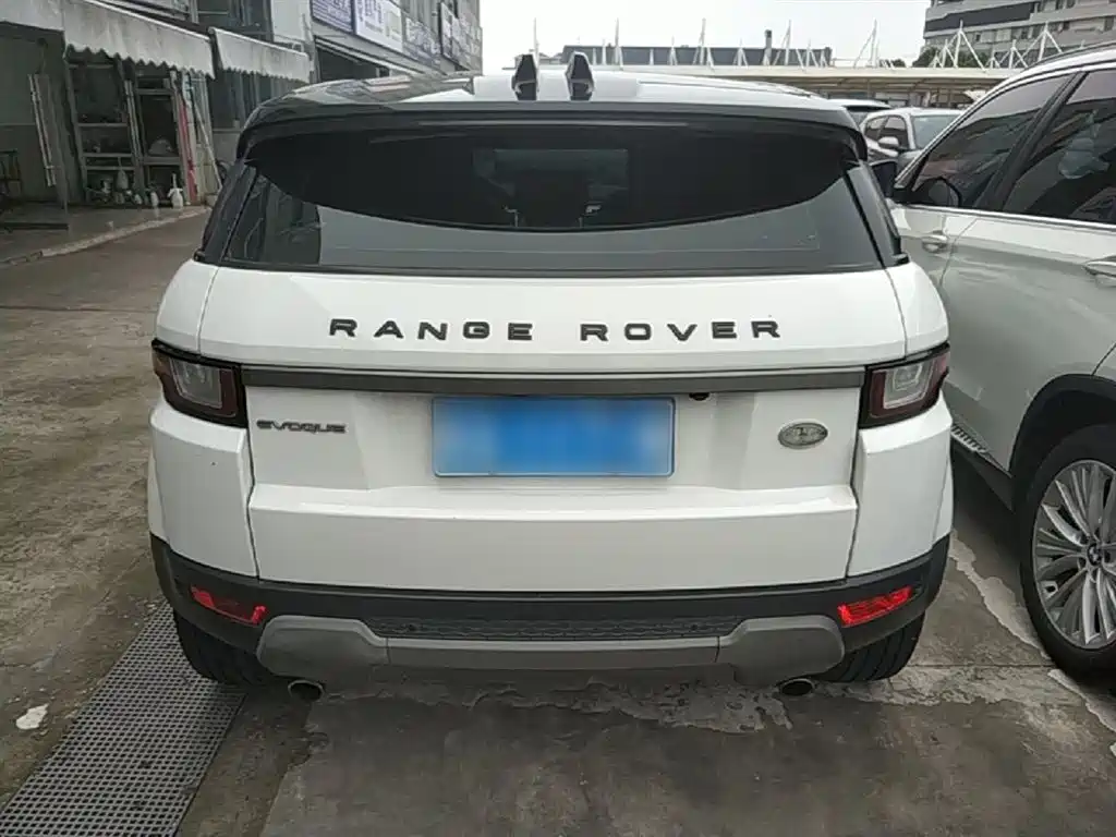 Land Rover Range Rover Evoque 2018 240PS PURE Trend фото 6