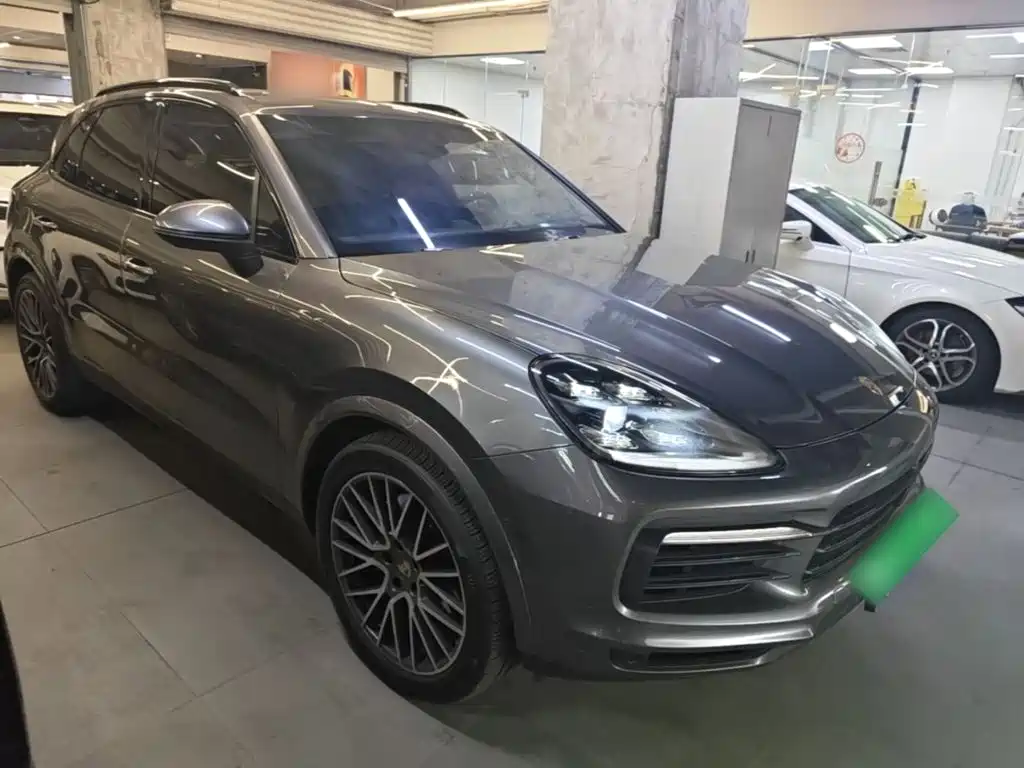Фото 4 - Porsche Cayenne