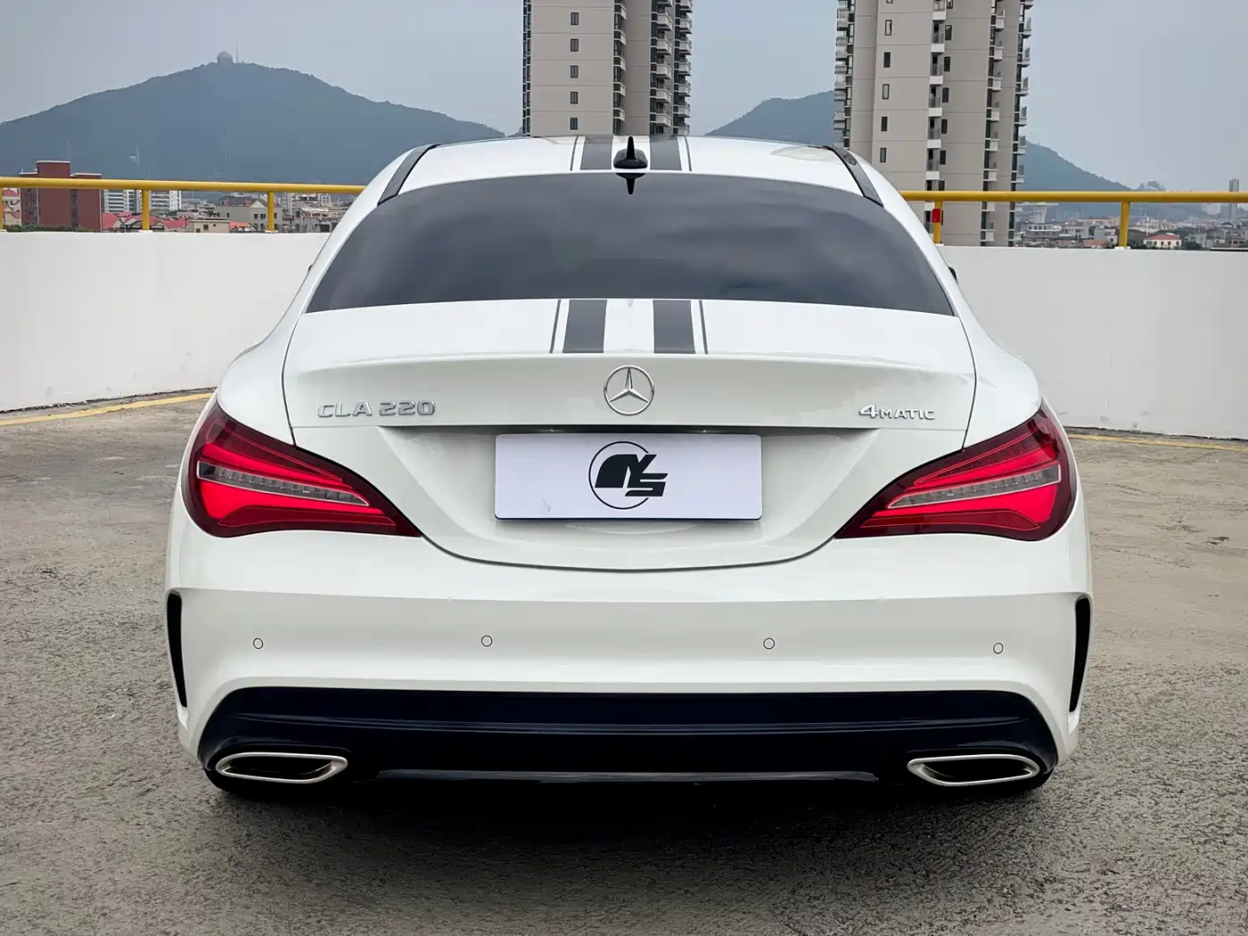 Mercedes-Benz CLA (Import) 2017 CLA 220 4MATIC фото 5