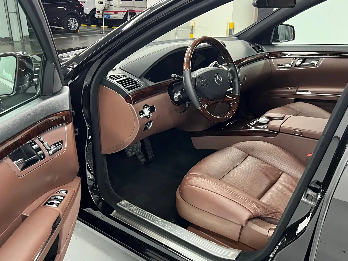 Mercedes-Benz S-Class 2011 S 350 L CGI 4MATIC фото 7
