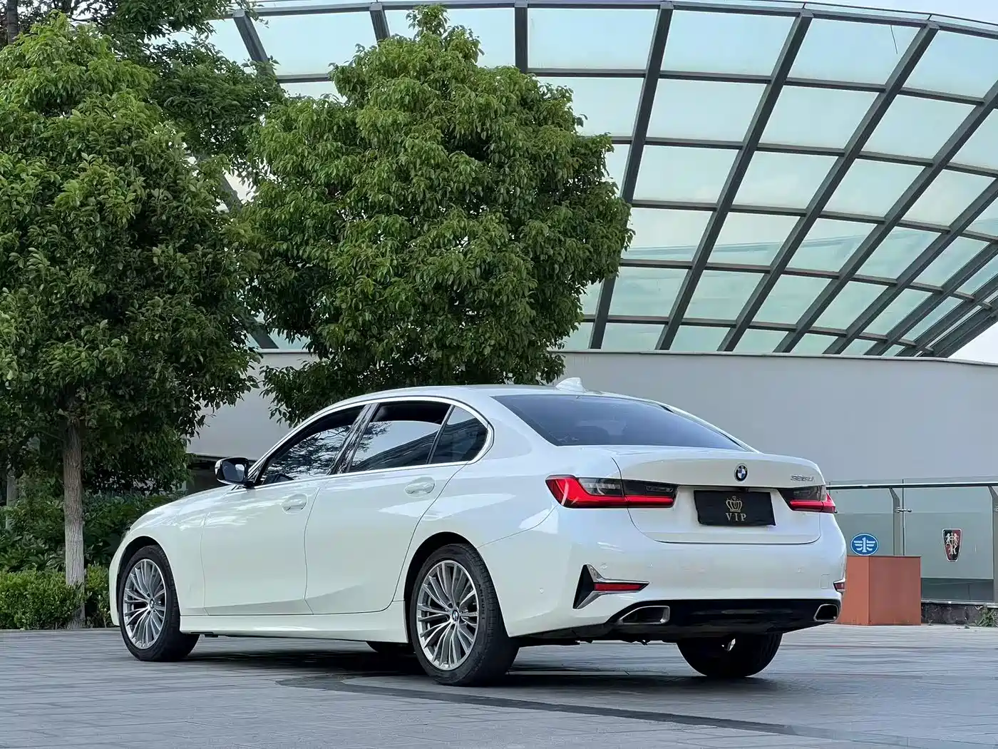 BMW 3 Series 2020 325Li Launch Edition фото 6