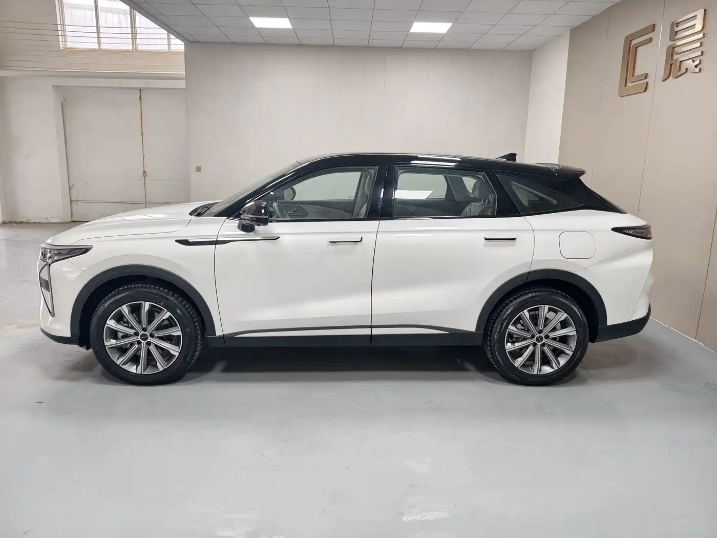 Exeed Yaoguang C-DM 2025 2026 Global Edition 120 Long Range 2WD