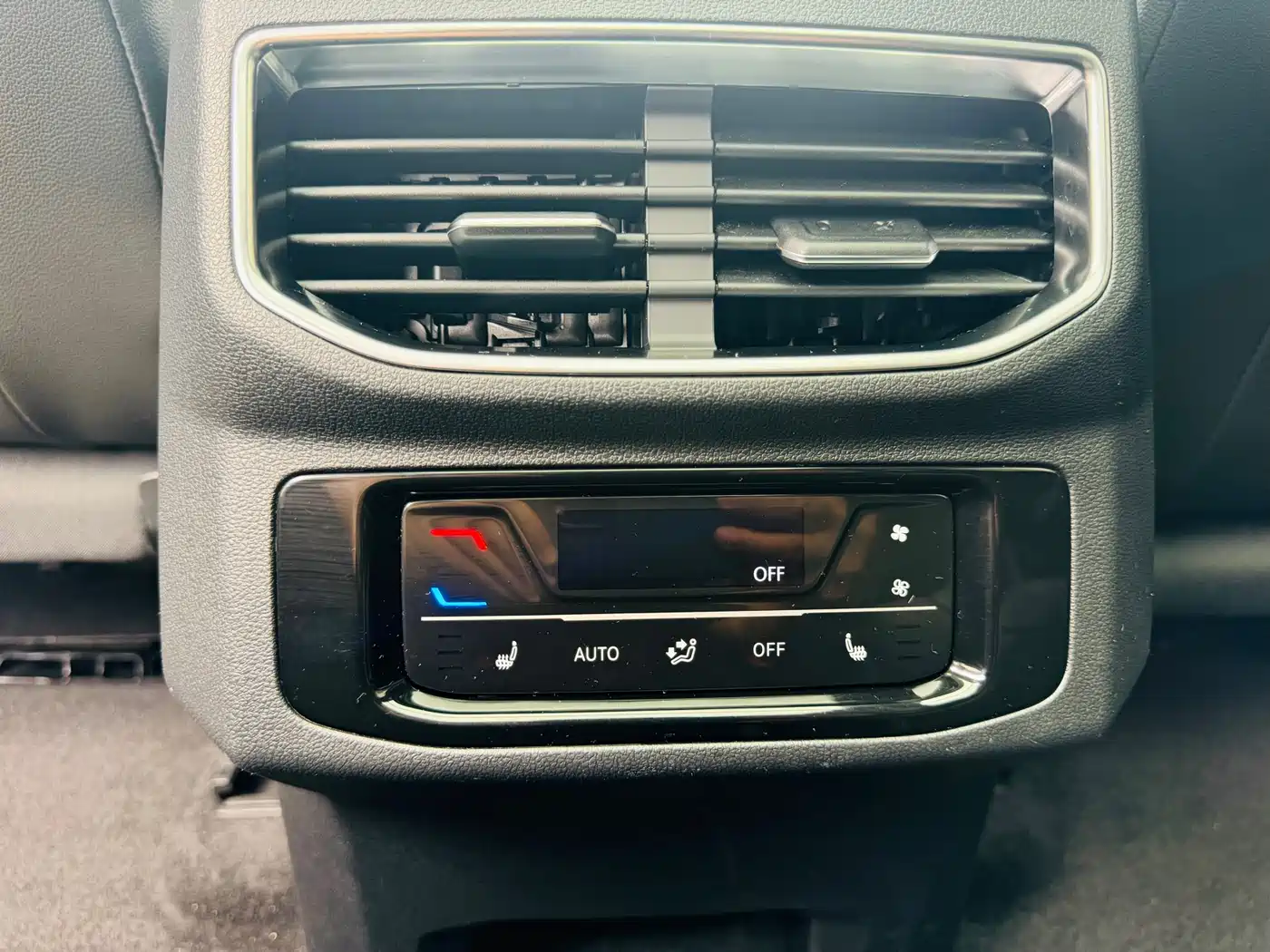 Volkswagen Talagon 2022 380TSI 4WD Luxury Premium Pro Edition 6-seater фото 22