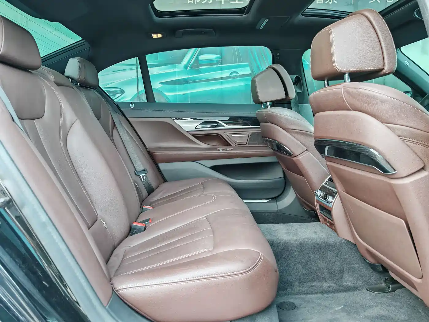 BMW 7 Series 2018 730Li Leading Type M Sport Package фото 16