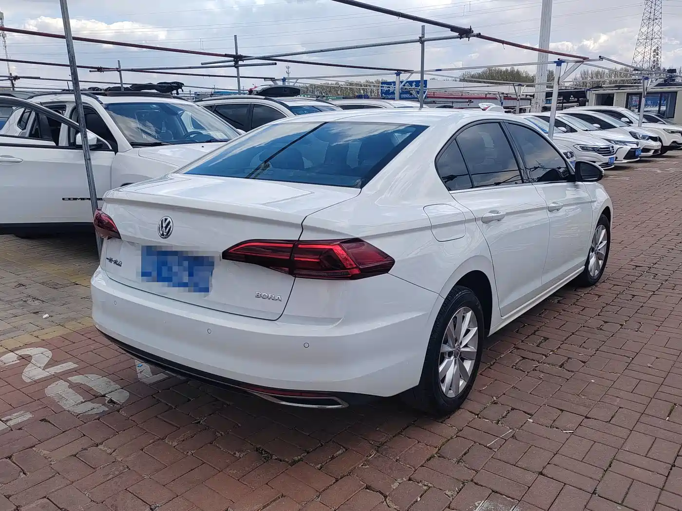 Volkswagen Bora 2020 1.5L Automatic Elite фото 6