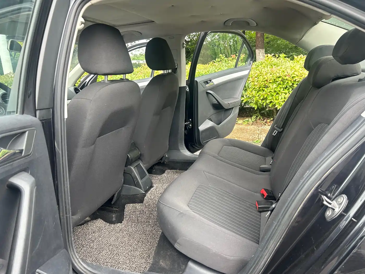 Volkswagen Jetta 2013 1.6L Manual Comfort фото 8
