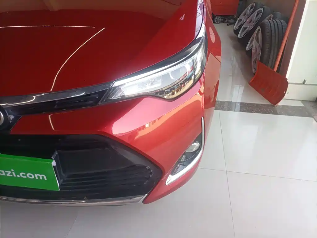Toyota Levin 2017 Facelift 185T CVT Elite (China V) фото 24